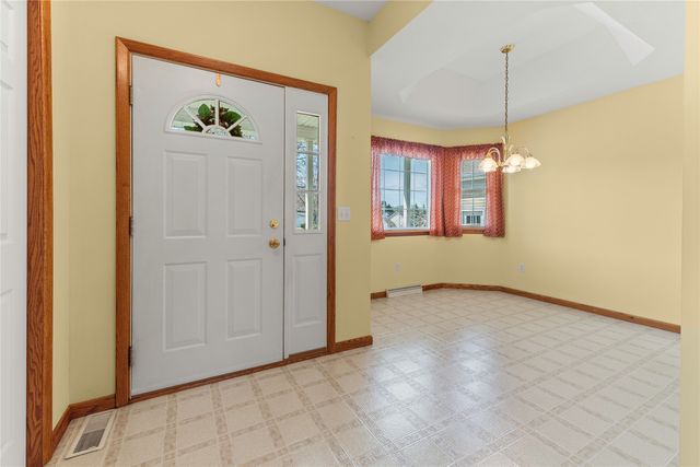 6369 MONARCH Circle, Erie, PA 16509