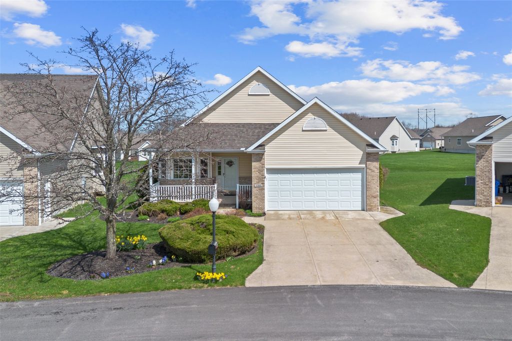 6369 MONARCH Circle, Erie, PA 16509