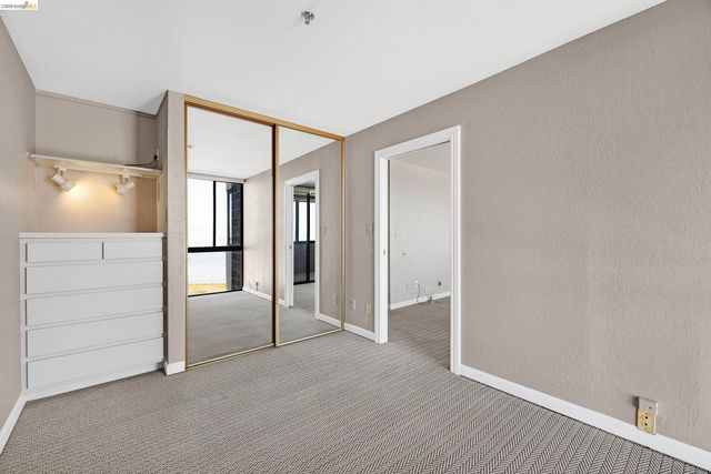 555 Pierce St 1001, Albany, CA 94706