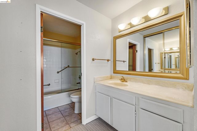 555 Pierce St 1001, Albany, CA 94706
