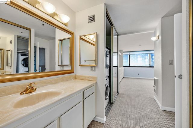 555 Pierce St 1001, Albany, CA 94706