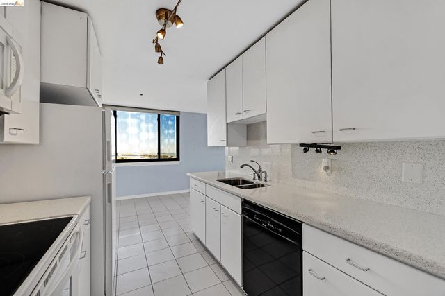 555 Pierce St 1001, Albany, CA 94706