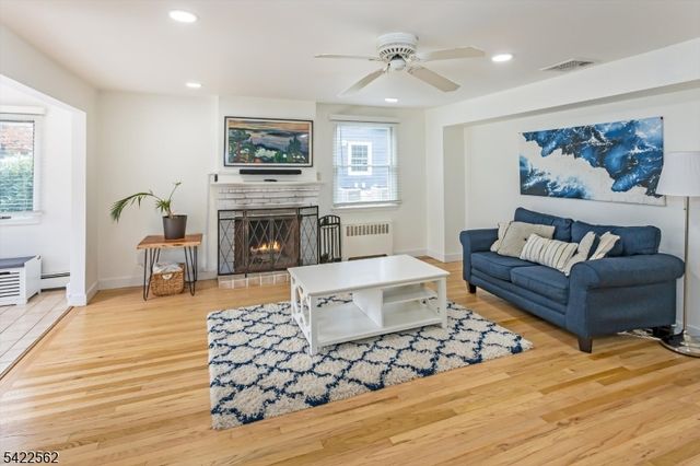 25 Washington Ave, Hanover Twp., NJ 07981