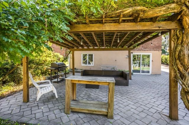 25 Washington Ave, Hanover Twp., NJ 07981