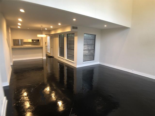8505 Wilcrest Drive, Houston, TX 77099