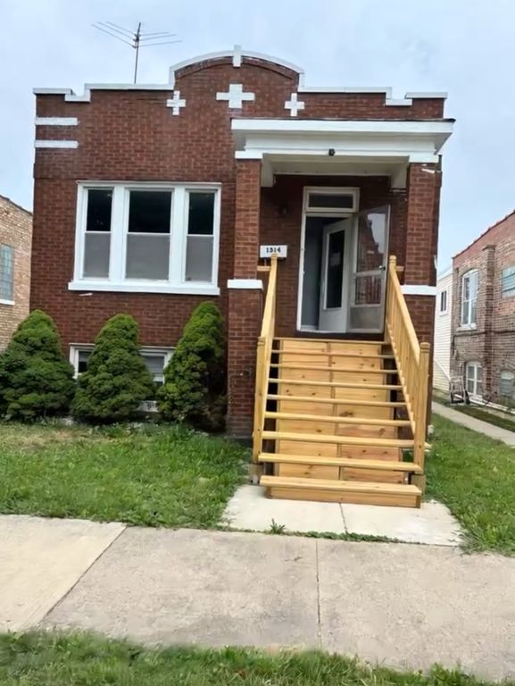 1314 S 61st Court, Cicero, IL 60804