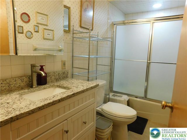 552 Washington Avenue, Bethlehem City, PA 18017