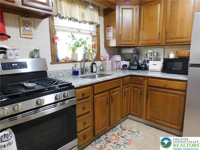 552 Washington Avenue, Bethlehem City, PA 18017