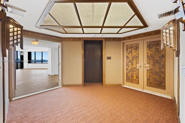 520 Brickell Key Dr A1206, Miami, FL 33131