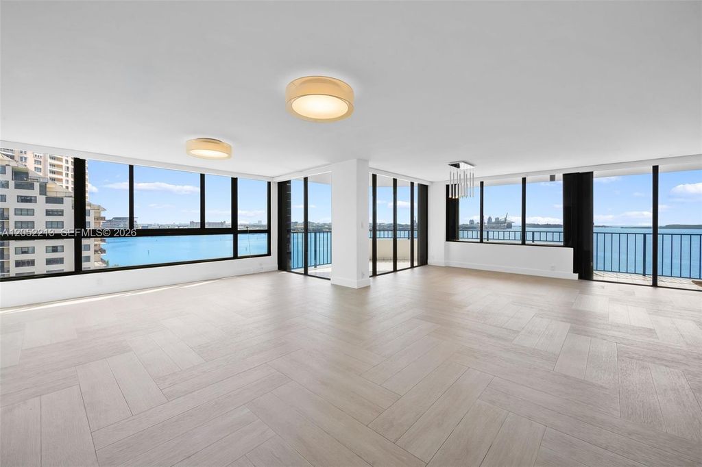 520 Brickell Key Dr A1206, Miami, FL 33131