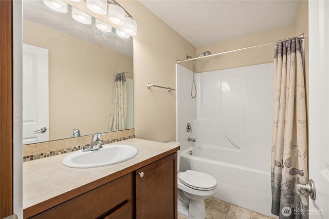 2653 19th Street, Bremerton, WA 98312