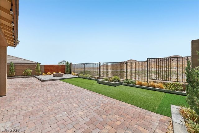 12365 Valley Chase Avenue, Las Vegas, NV 89138
