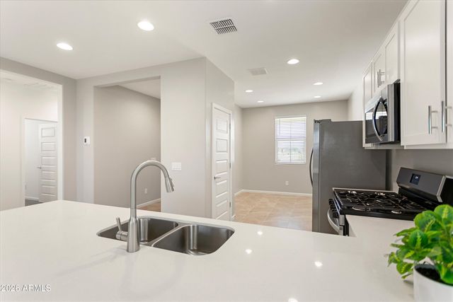 17337 W SMOKETREE Drive, Surprise, AZ 85387