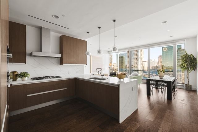 3130 N Harwood Street 1507, Dallas, TX 75201