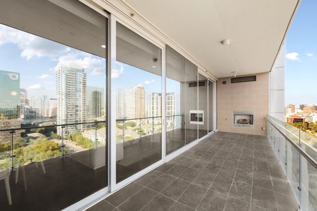 3130 N Harwood Street 1507, Dallas, TX 75201