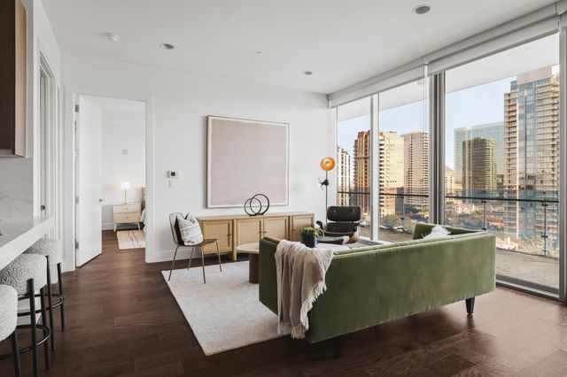 3130 N Harwood Street 1507, Dallas, TX 75201