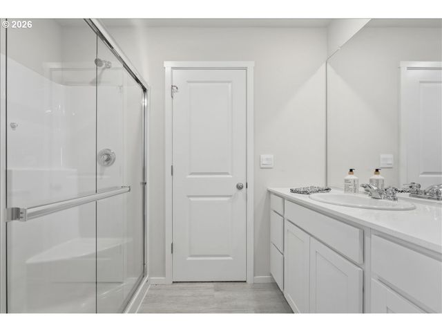 10205 Ne 79TH Ct, Vancouver, WA 98662