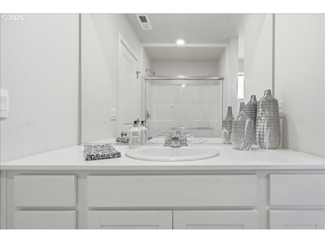 10205 Ne 79TH Ct, Vancouver, WA 98662