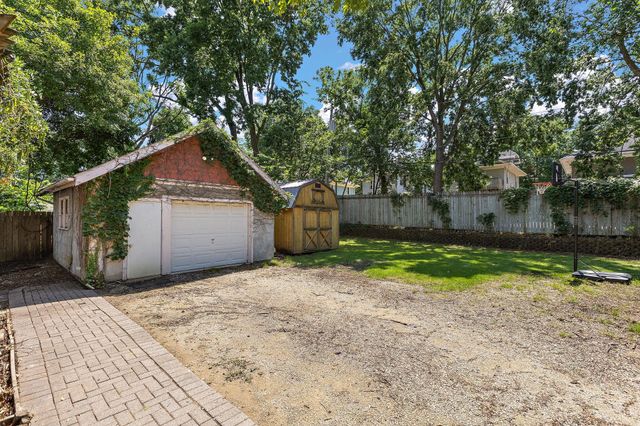 1004 Center Street W, Rochester, MN 55902