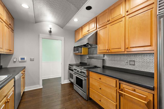 1004 Center Street W, Rochester, MN 55902