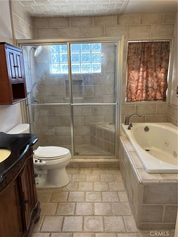 4069 N Sunnyside, Fresno, CA 93727