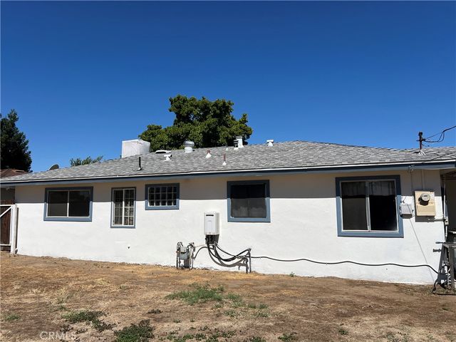 4069 N Sunnyside, Fresno, CA 93727