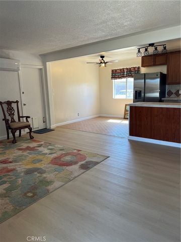 4069 N Sunnyside, Fresno, CA 93727