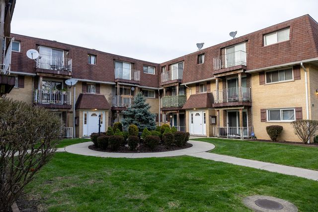 8538 W Catherine Avenue 4N, Chicago, IL 60656