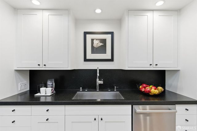 525 Arkansas Street, San Francisco, CA 94107