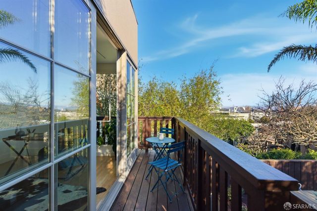 525 Arkansas Street, San Francisco, CA 94107