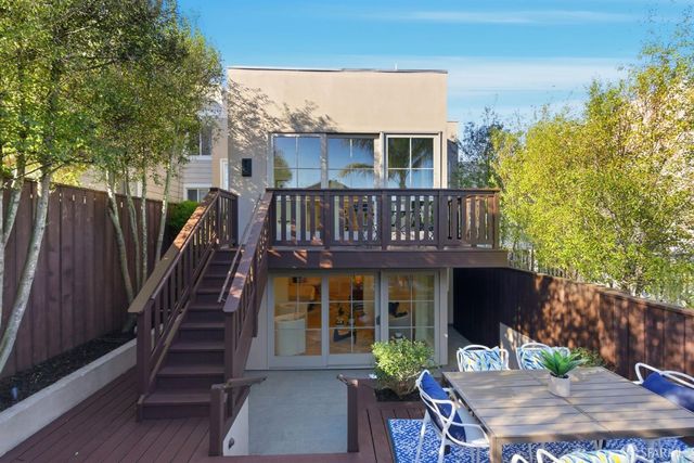 525 Arkansas Street, San Francisco, CA 94107