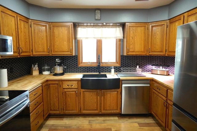 105 PRAIRIE STREET, Merrill, WI 54452