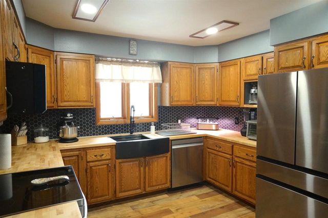 105 PRAIRIE STREET, Merrill, WI 54452