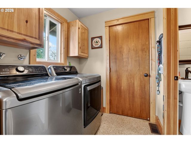 9732 Se LADERA Ct, Damascus, OR 97089