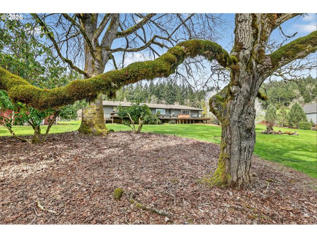 9732 Se LADERA Ct, Damascus, OR 97089