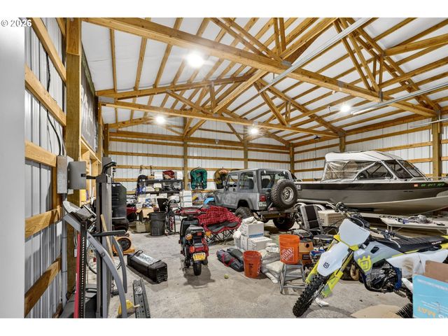 9732 Se LADERA Ct, Damascus, OR 97089