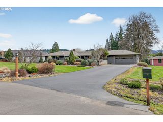 9732 Se LADERA Ct, Damascus, OR 97089