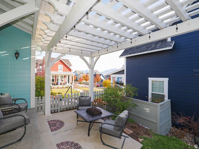 10762 S BEACH COMBER WAY, South Jordan, UT 84009