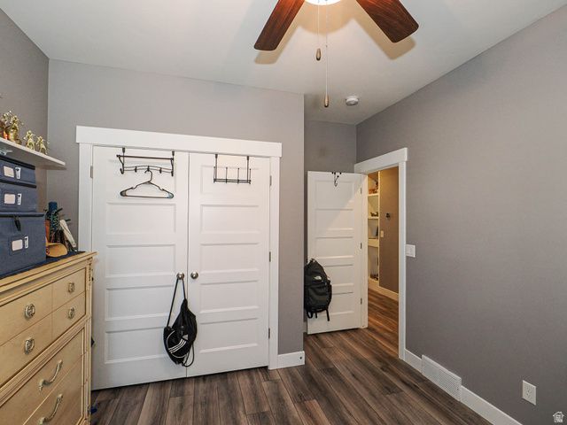 10762 S BEACH COMBER WAY, South Jordan, UT 84009