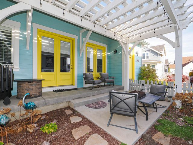 10762 S BEACH COMBER WAY, South Jordan, UT 84009