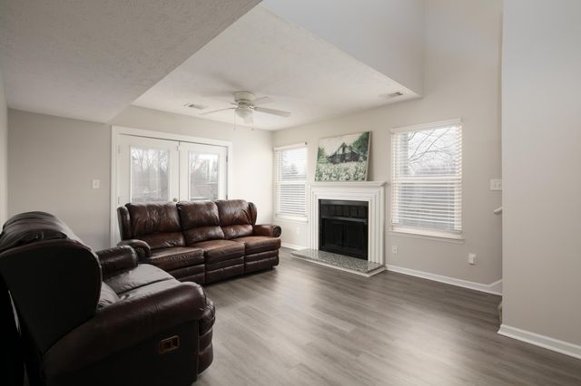 1633 Prairie Circle, Lexington, KY 40515