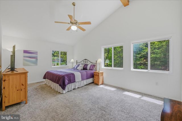 115 WAMPUM LN, Hedgesville, WV 25427