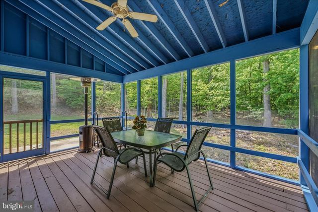 115 WAMPUM LN, Hedgesville, WV 25427
