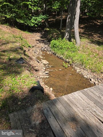 115 WAMPUM LN, Hedgesville, WV 25427
