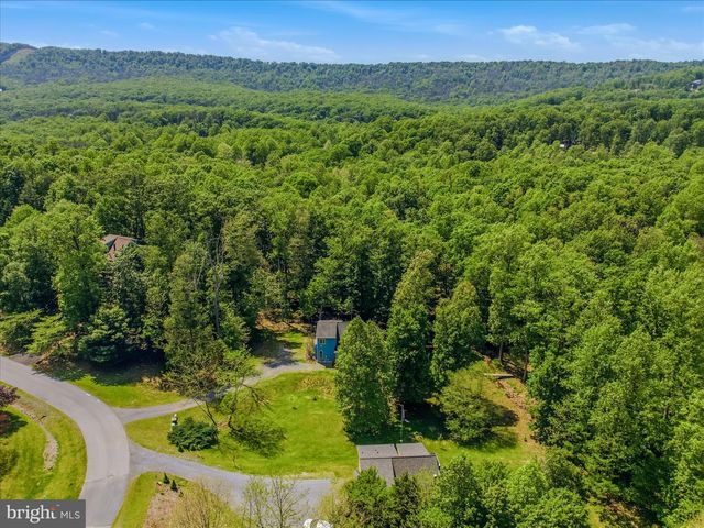 115 WAMPUM LN, Hedgesville, WV 25427