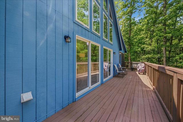 115 WAMPUM LN, Hedgesville, WV 25427