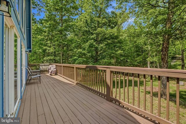 115 WAMPUM LN, Hedgesville, WV 25427