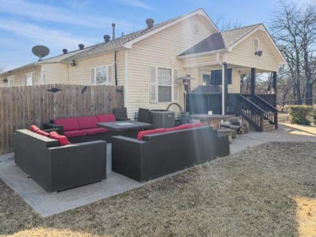 13207 Tatge Circle, Norman, OK 73026