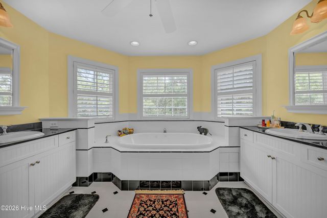1798 Candle Ridge Lane SE, Bolivia, NC 28422