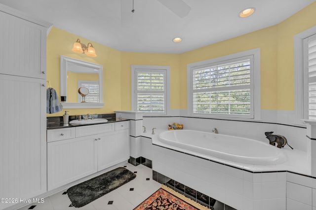 1798 Candle Ridge Lane SE, Bolivia, NC 28422